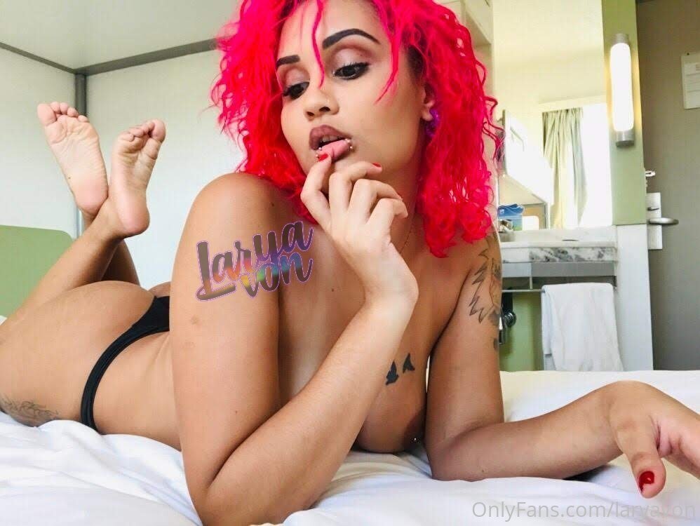 larya von 4 #1fsh5Zw1