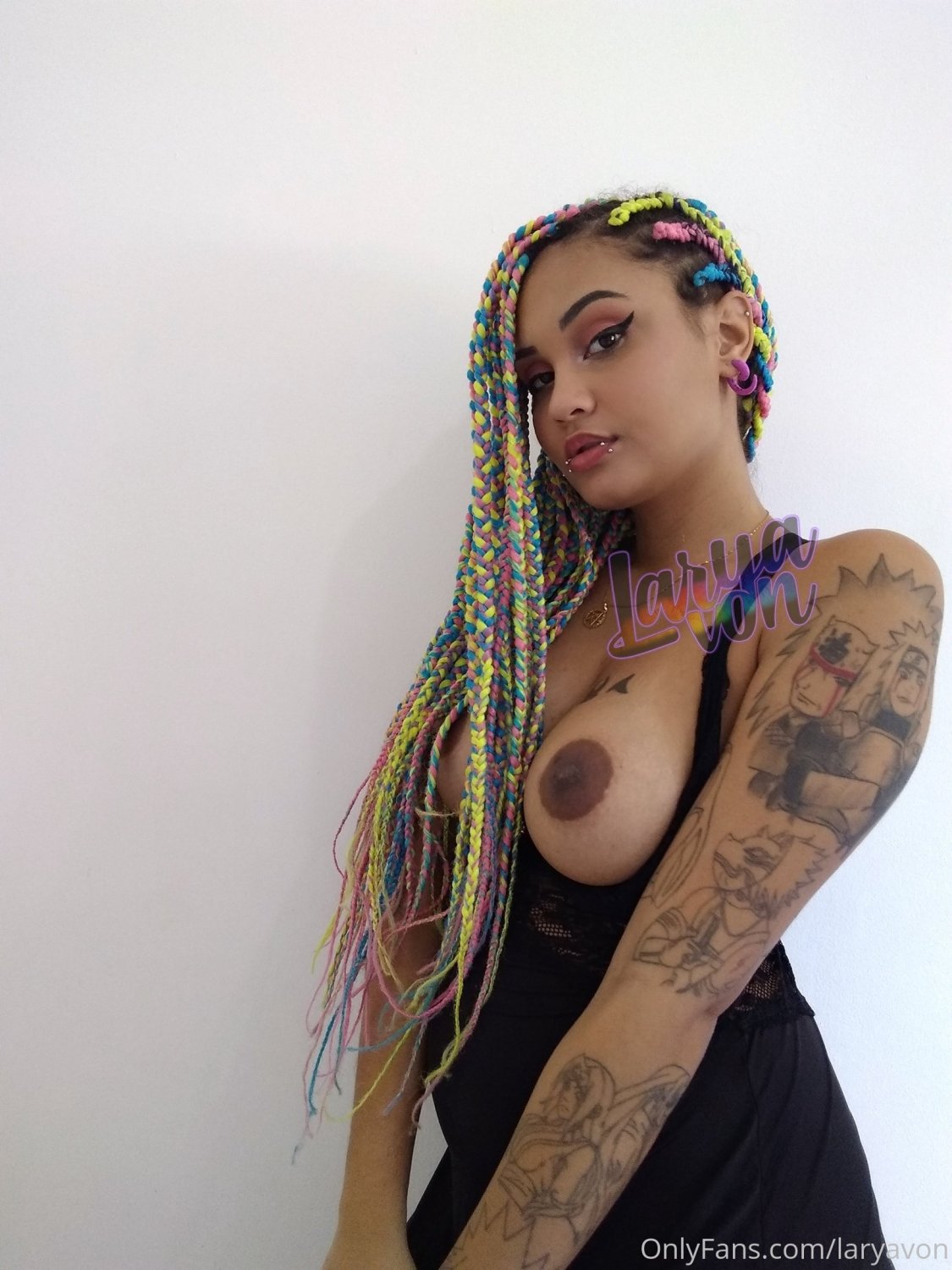 larya von 4 #LlBmeE1k