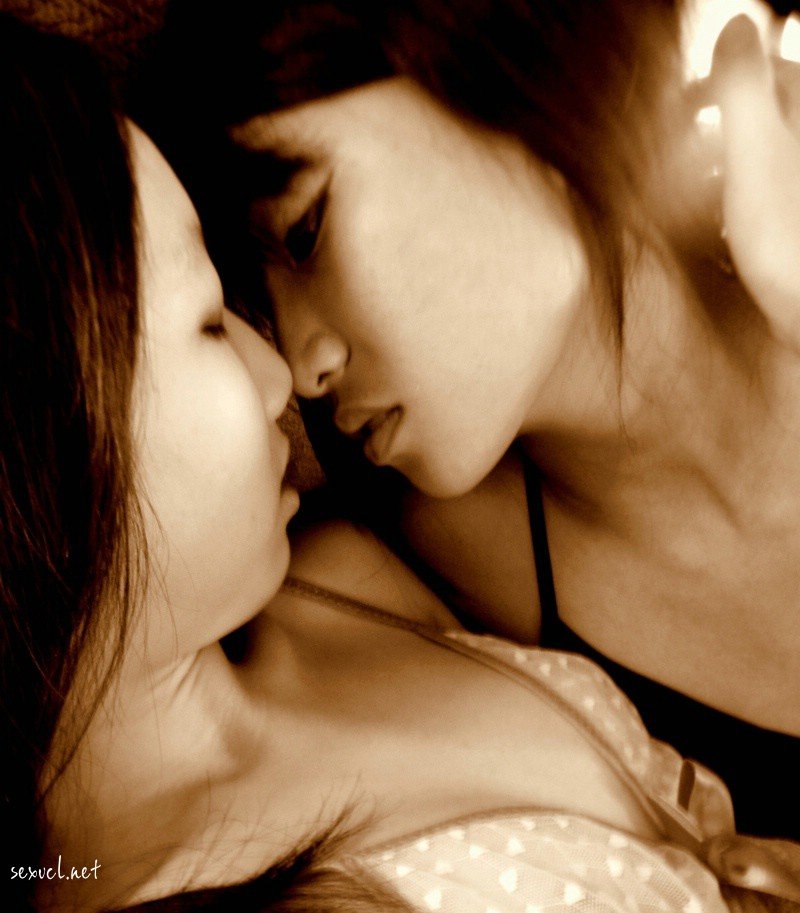 Singapore Model Rena Neo Jun Ru nude leaked #JSSxBMWw