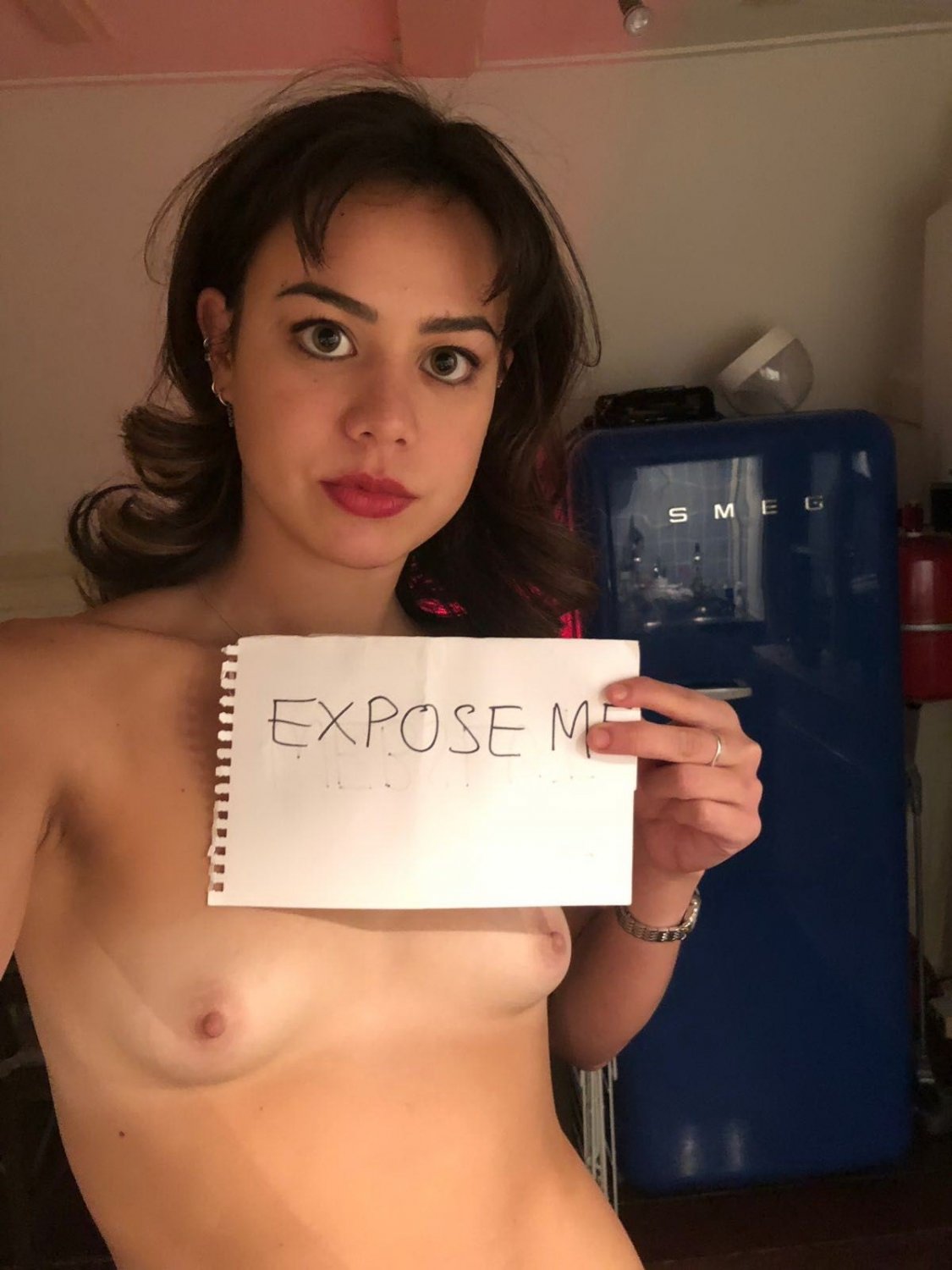 Self Exposed Slut #1vIXOwP6
