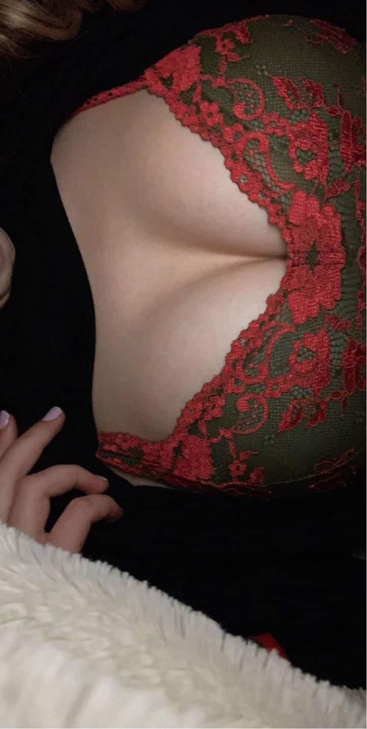 Alexis F TikTok Slut #xrAqYGk7