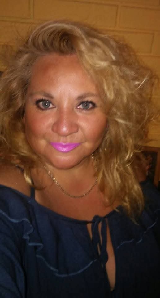 Hora de subir a una puta milf🔥a esta maldita zorra hay que taparle su cara de petera en semen! #XvBJBy05