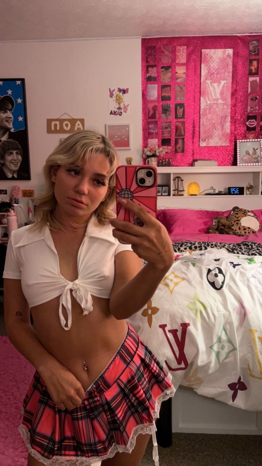 nice emo slut #Ra2qZUOg