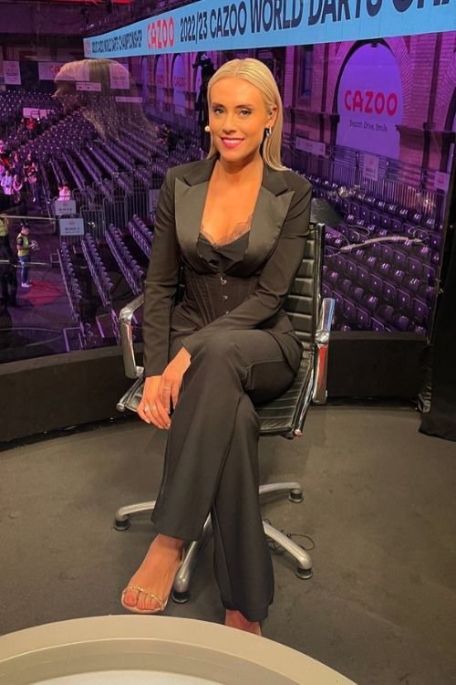 Emma Paton - Fit Sky Sports Presenter π₯π₯π₯ #eRzlaQ5N