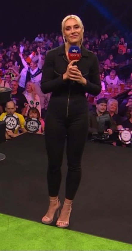 Emma Paton - Fit Sky Sports Presenter π₯π₯π₯ #hpItMU2c