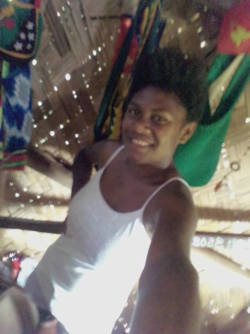 Tolai teen spread #I2LJ8p0v
