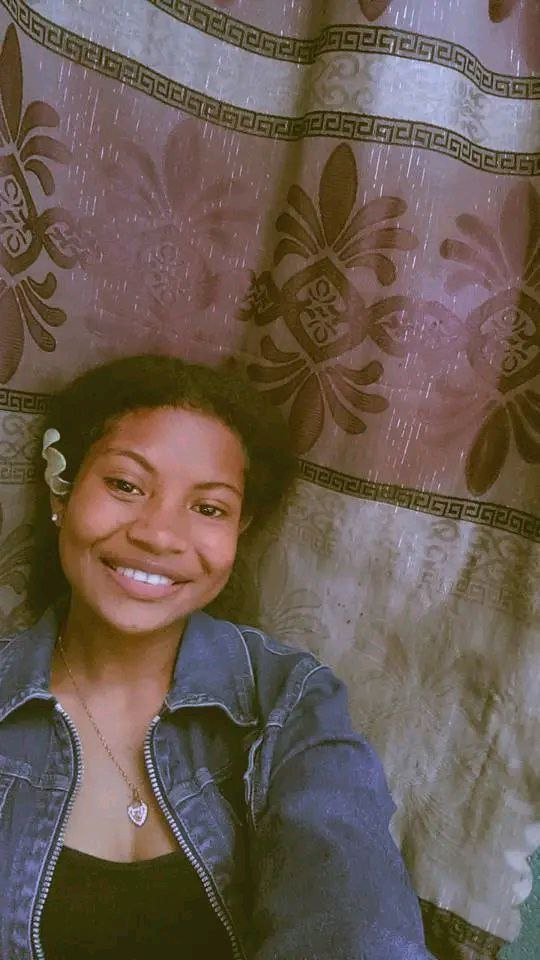 Skinny PNG Teen #SFz1iQPM