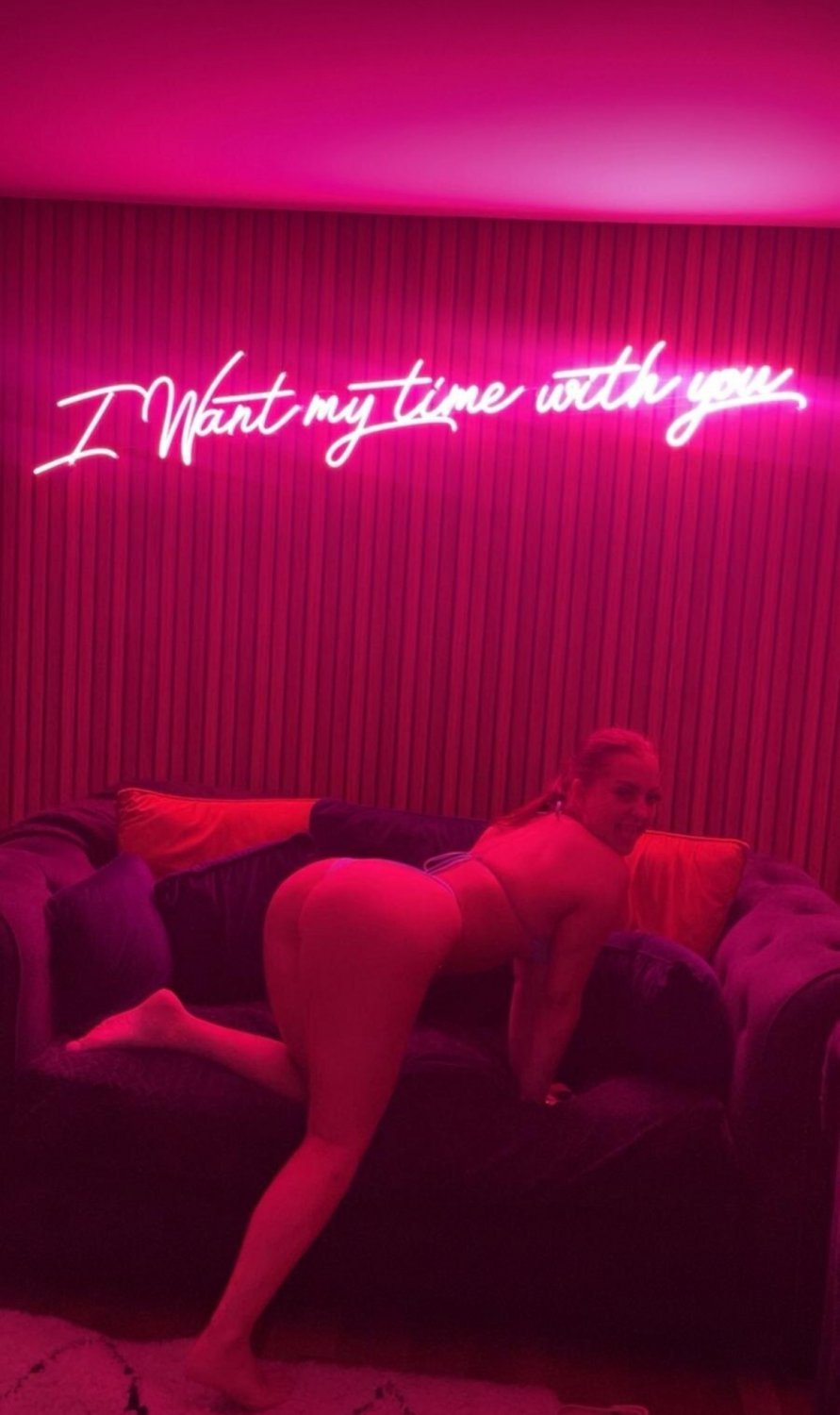 British slut Holly Exposed #cOJIBE76