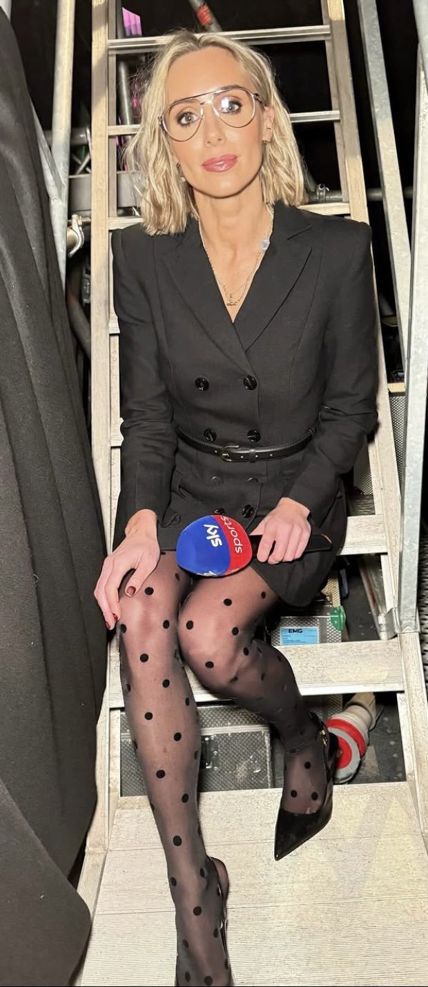 Celebrity Cumdumps 186 #4vKOLnUE